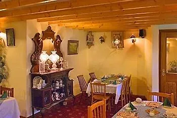 Oda ve Kahvaltı Salmon Leap Farm 3*